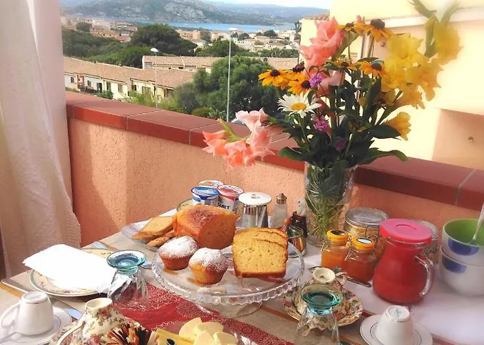 Bed and Breakfast The Roses Garden La Maddalena 